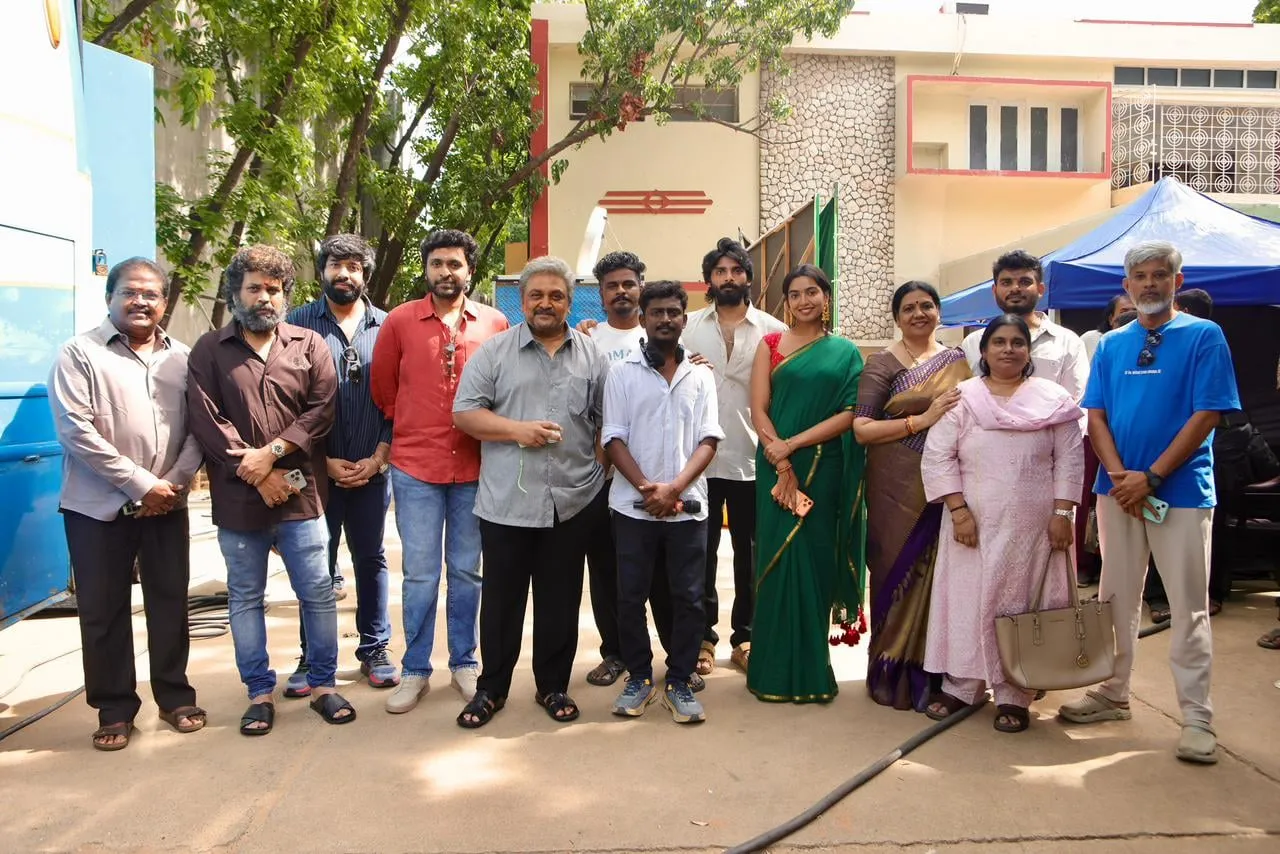 Prabhu, Vijay Varma, Shivathmika Rajashekar and the crew of Franklin Jacob's new film on day one of the shoot