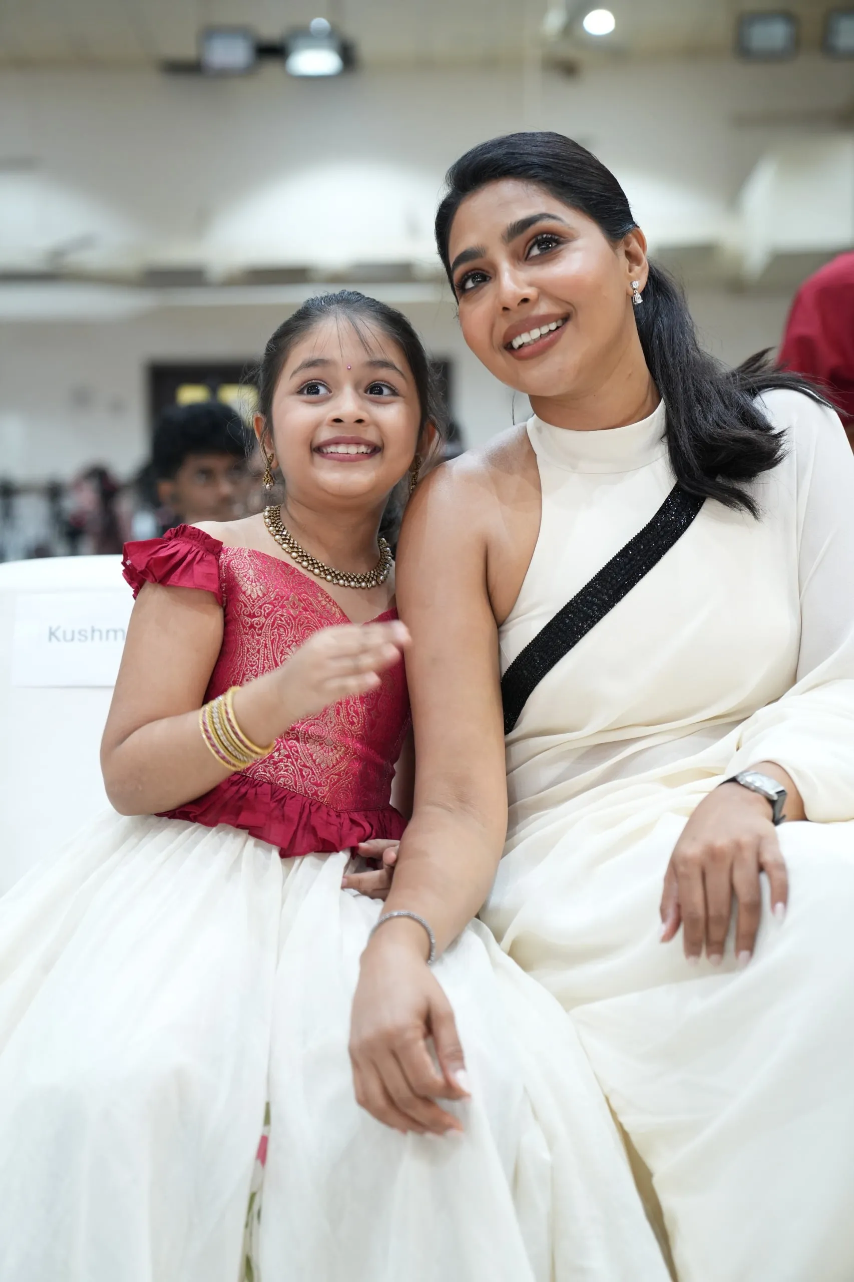 Zara, who plays Mathi Malar, with Aishwarya Lekshmi in the front row