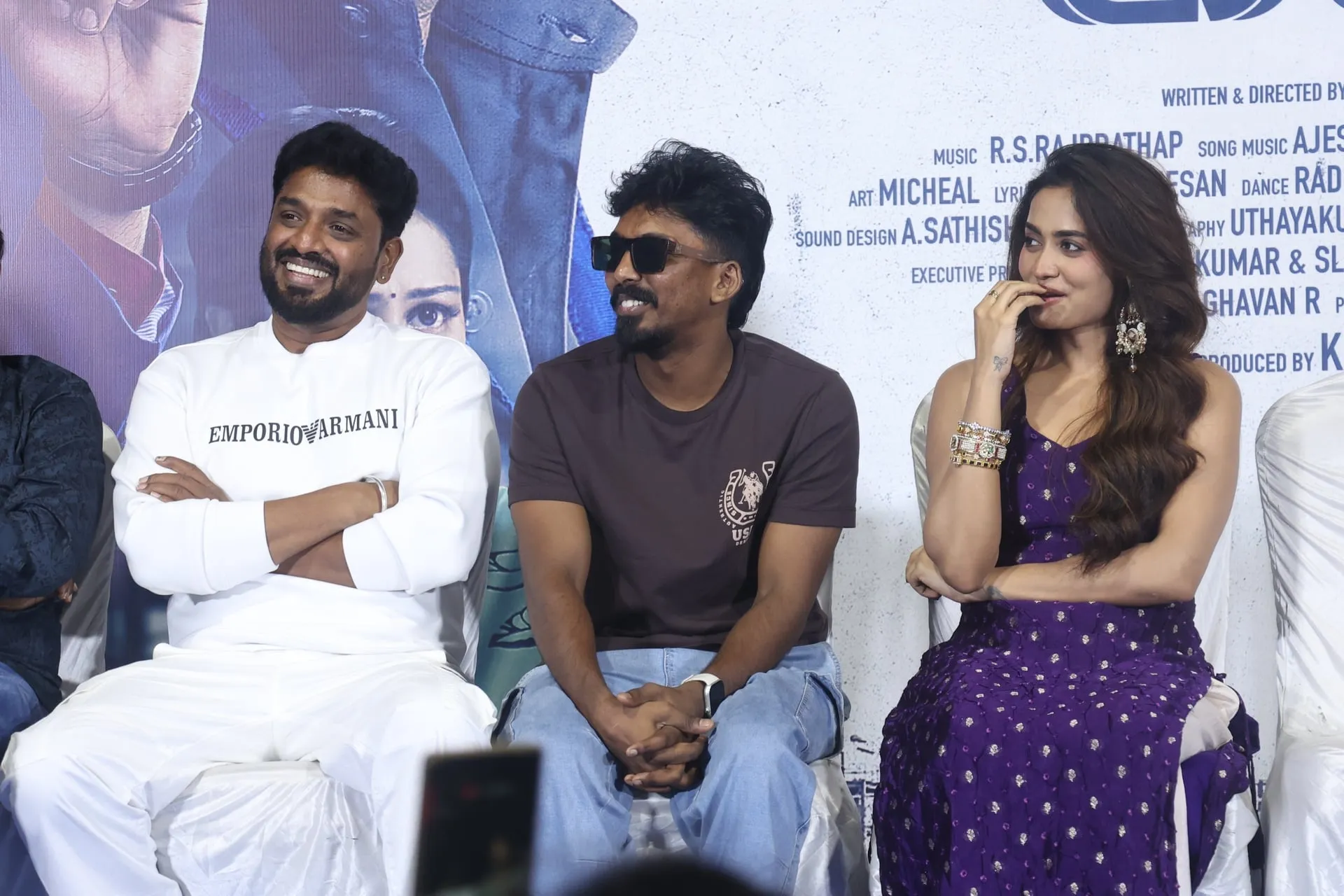 Moondram Kan cast at the launch event